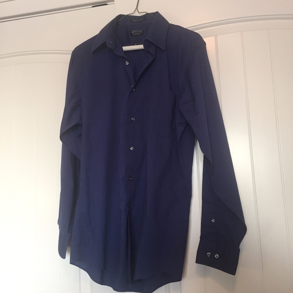 Men's Dark Blue Button Down wrinkle free fitted